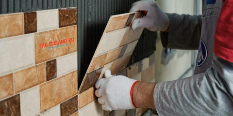 Jak držet dlaždice na sádrokartonu